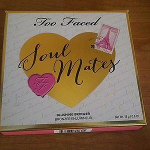 Too faced soul mates Ross and Rachel bronzer/blush